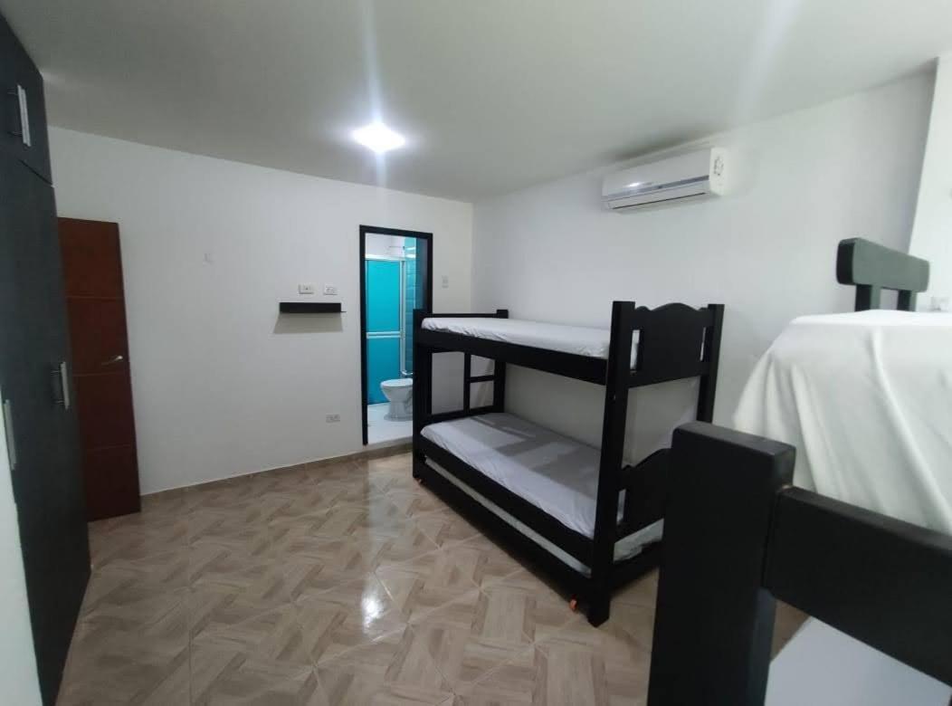 Apartamento El Eden Covenas 201アパートメント エクステリア 写真