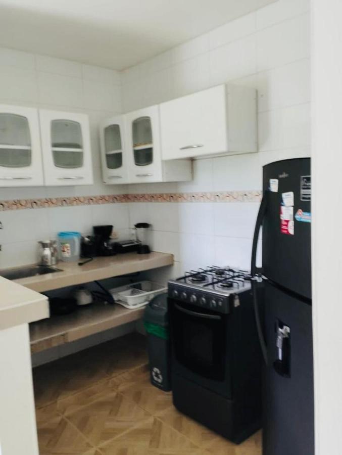 Apartamento El Eden Covenas 201アパートメント エクステリア 写真