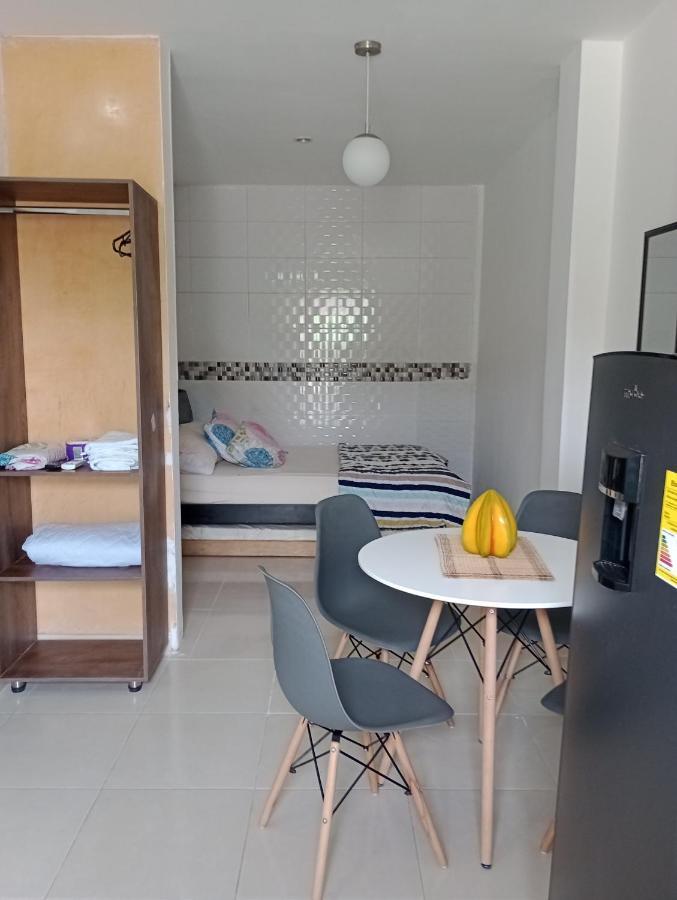 Apartamento El Eden Covenas 201アパートメント エクステリア 写真